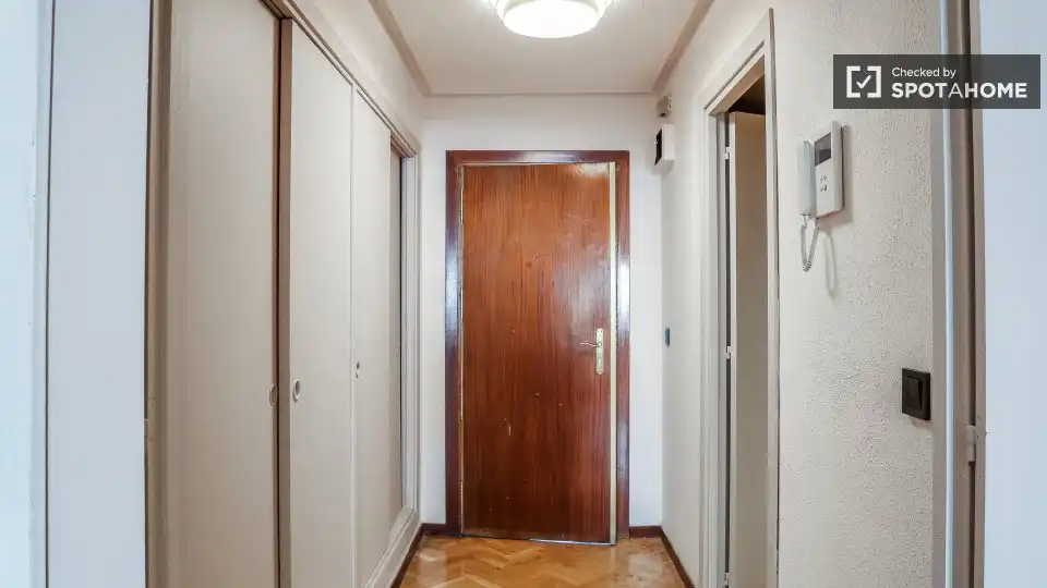 Appartamento con terrazza in affitto a Centro, imagen 16