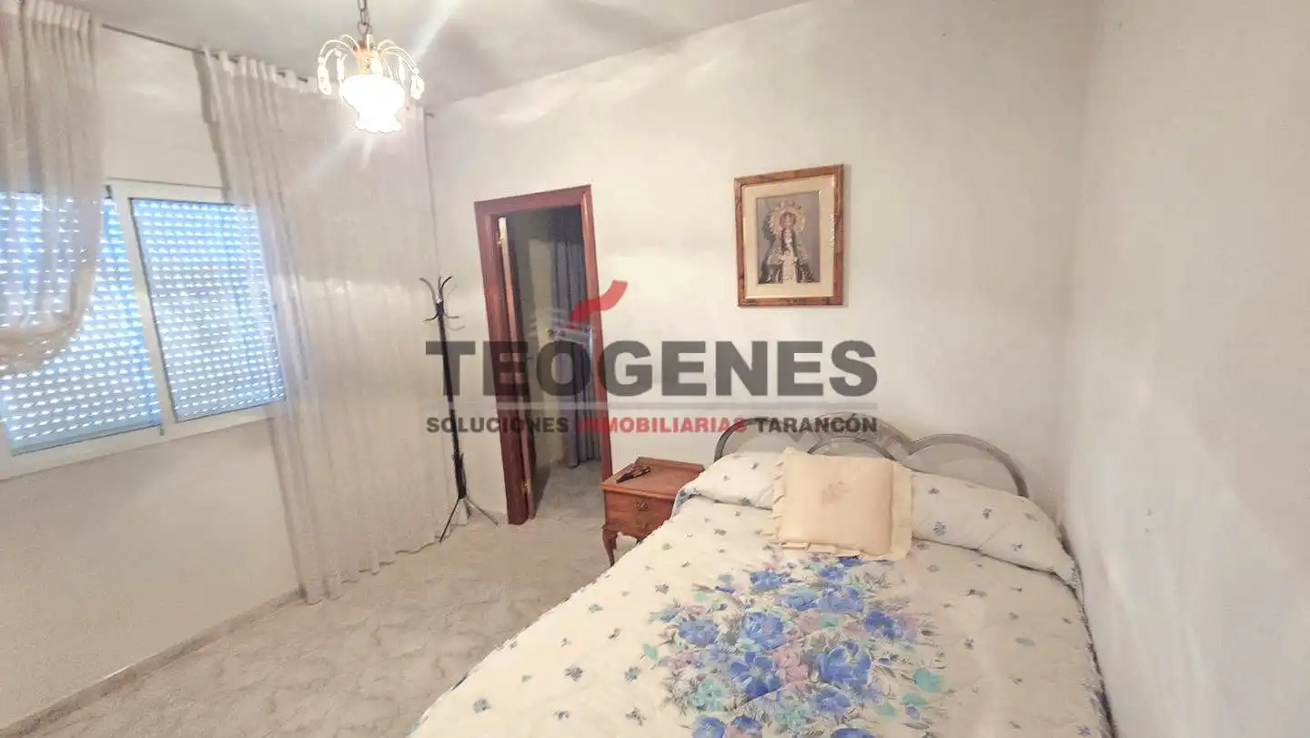 Habitación de Casa o chalet en venta en Zarza de Tajo con Aire acondicionado y Amueblado