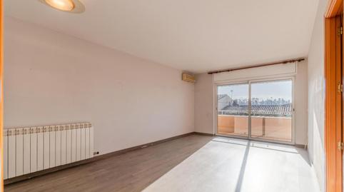 Foto 2 de Piso en venta en Joan Miró, Riudellots de la Selva, Girona