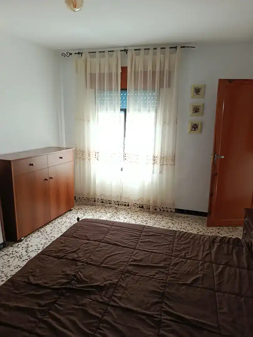 Dormitori de Casa adosada en venda en Santiago-Pontones amb Moblat