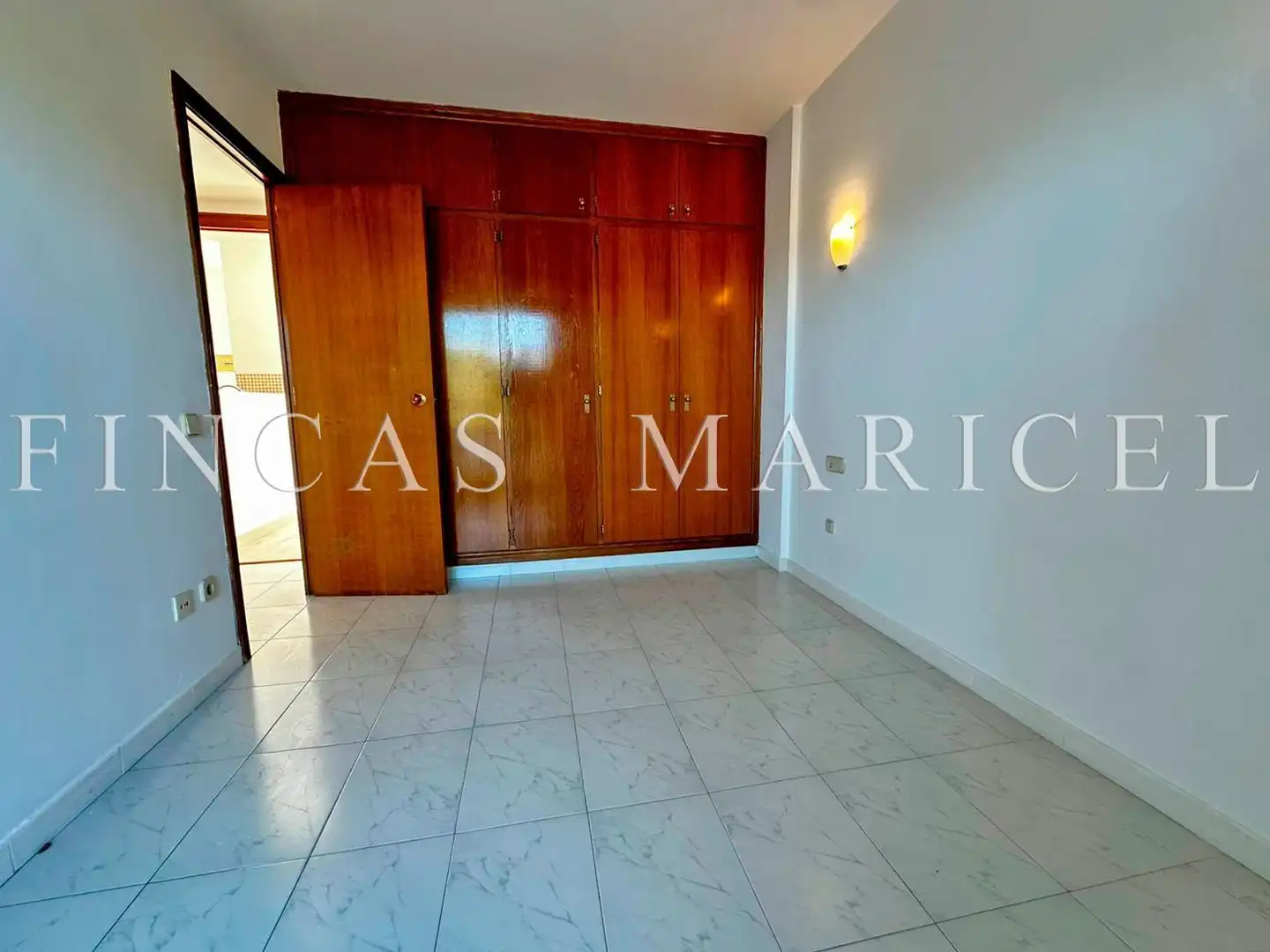 Ático en venta en Sitges con Calefacción, Terraza y Piscina comunitaria