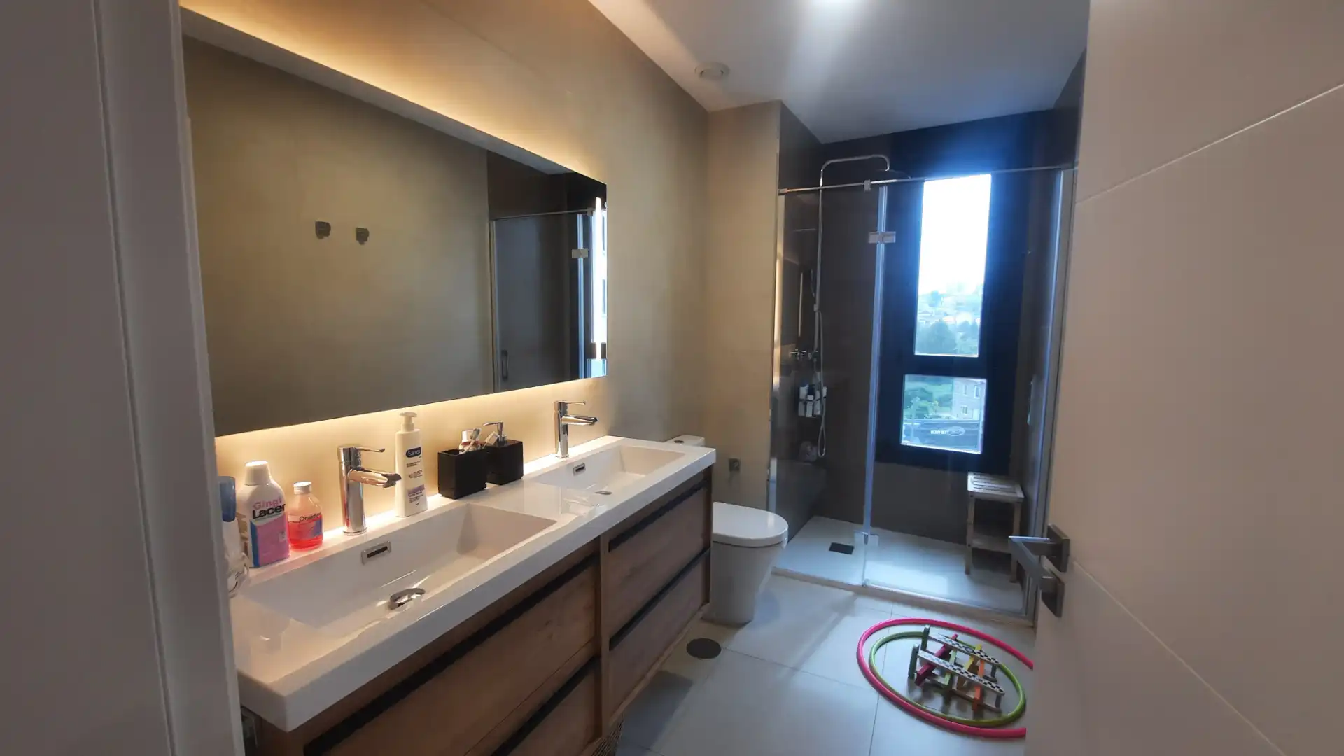 Baño de Dúplex en venta en Vigo  con Aire acondicionado, Calefacción y Jardín privado