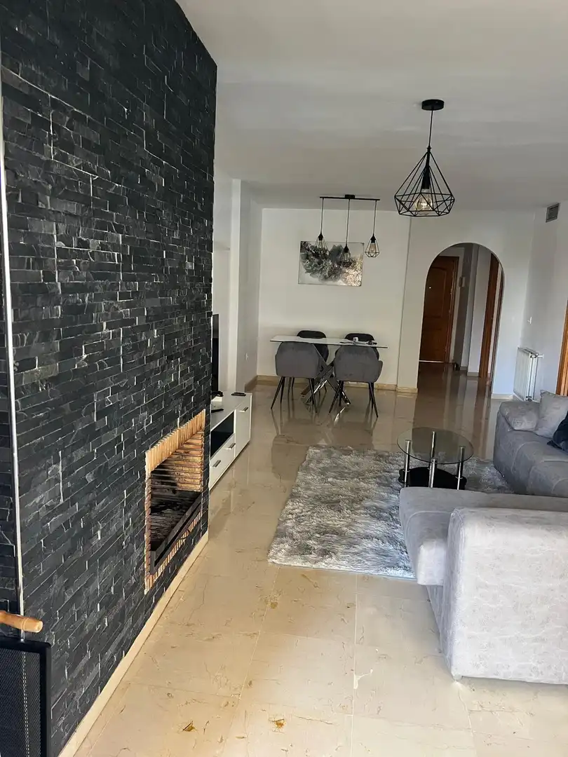 Wohnzimmer von Wohnungen zur Miete in San Pedro de Alcántara