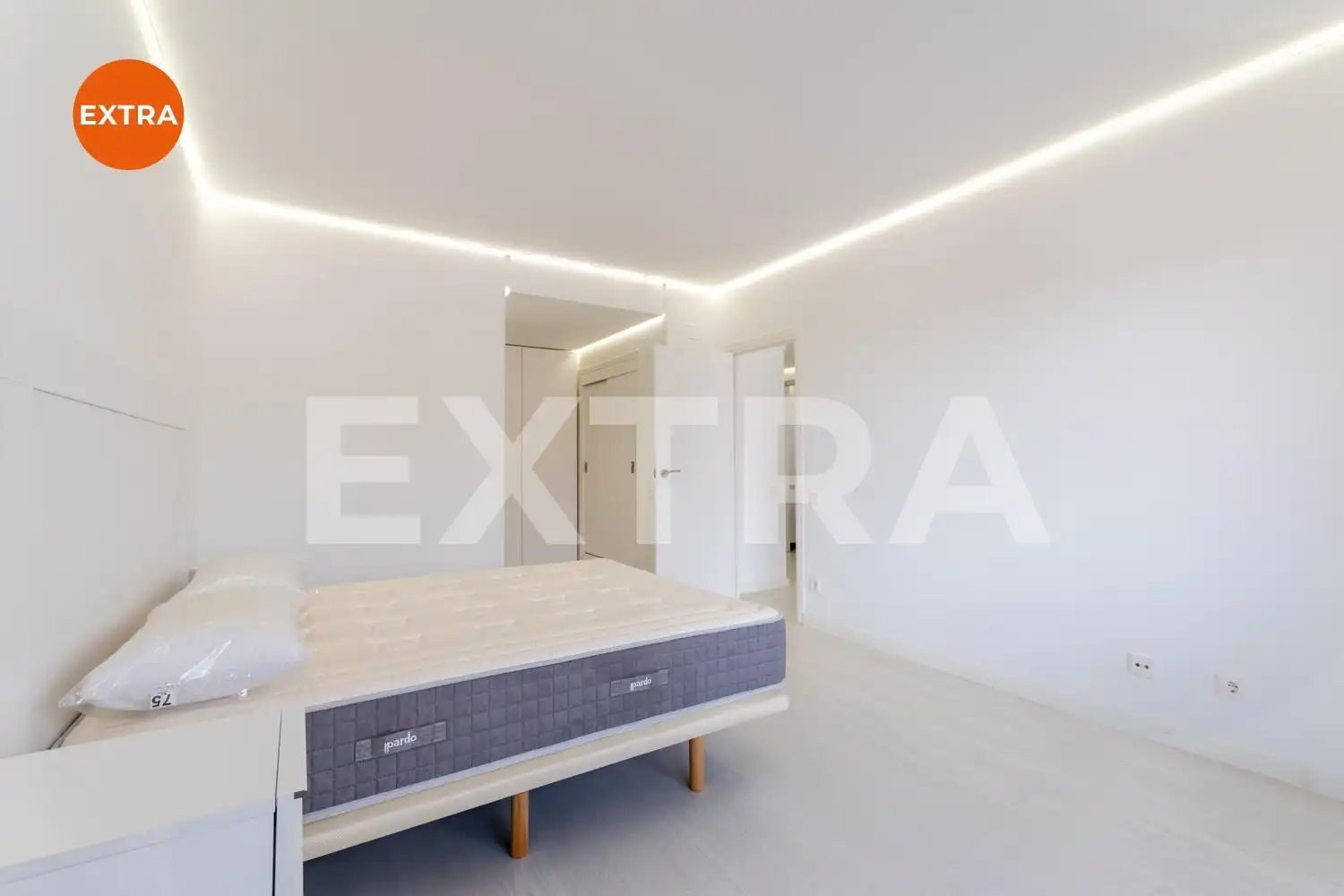 Schlafzimmer von Wohnungen zur Miete in Madrid mit Klimaanlage, Heizung und Möbliert