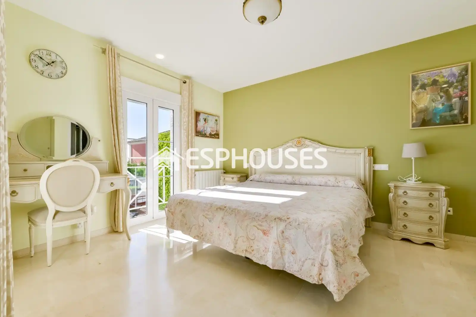 Bedroom of Houses for sale in Oliva  with Air Conditioner, Heating and Terrace