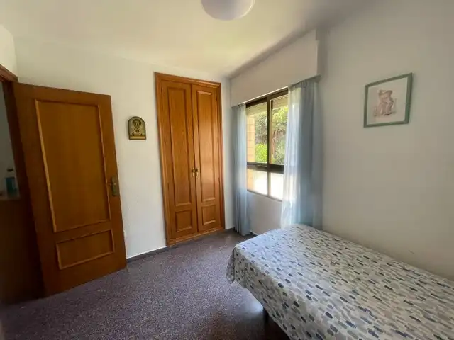 Habitación de Apartamento de alquiler en Alicante / Alacant con Terraza, Amueblado y Piscina comunitaria