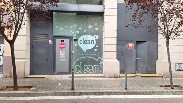 Local comercial en Alquiler en Barcelona - Calle Comtes de Bell-Lloc en Barri de les Corts