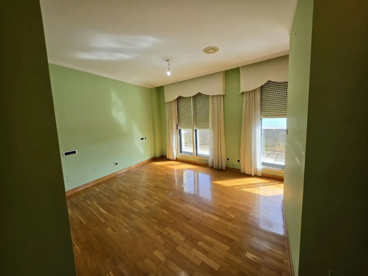 Sala de estar de Piso en venta en A Coruña Capital  con Calefacción, Terraza y Trastero