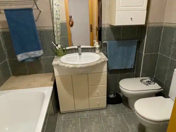 Bany de Pis en venda en  Barcelona Capital