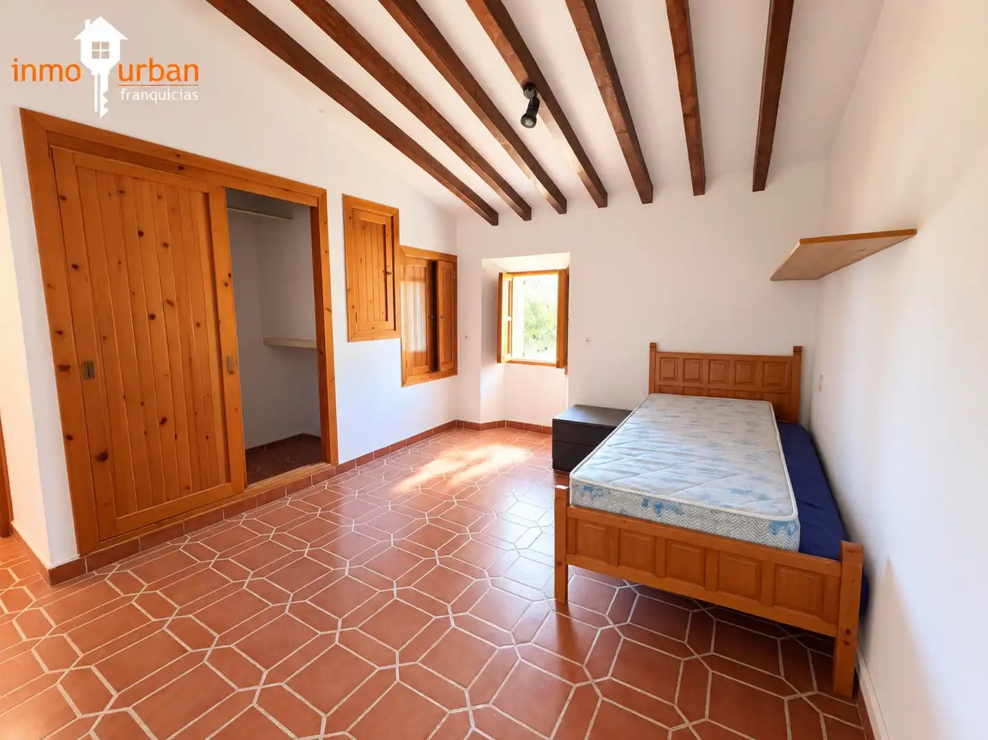 Casa rústica amb jardí en venda a Nord, imagen 5