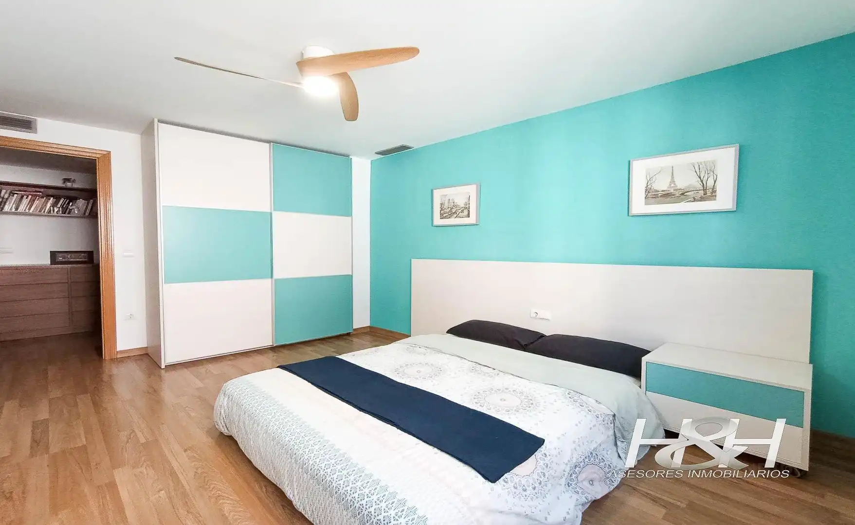 Habitación de Ático en venta en Burjassot con Aire acondicionado y Balcón
