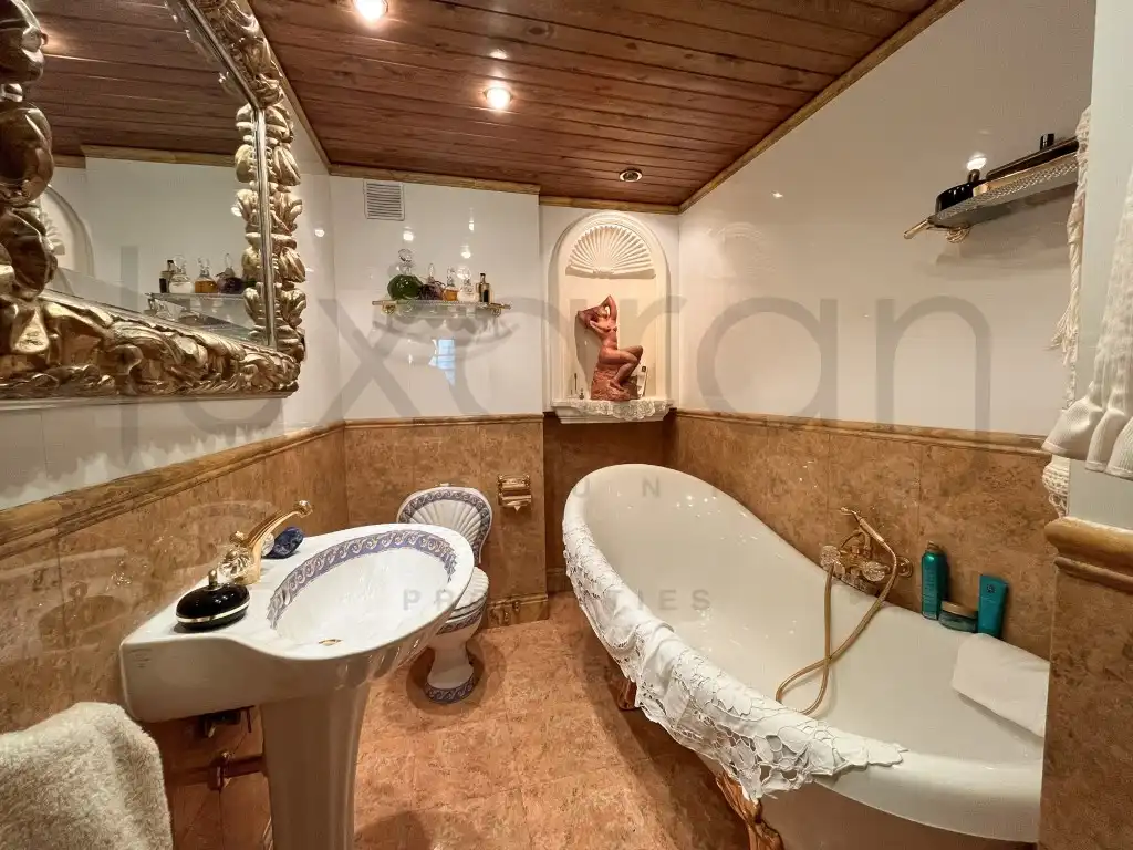 Baño de Apartamento en venta en Vielha e Mijaran