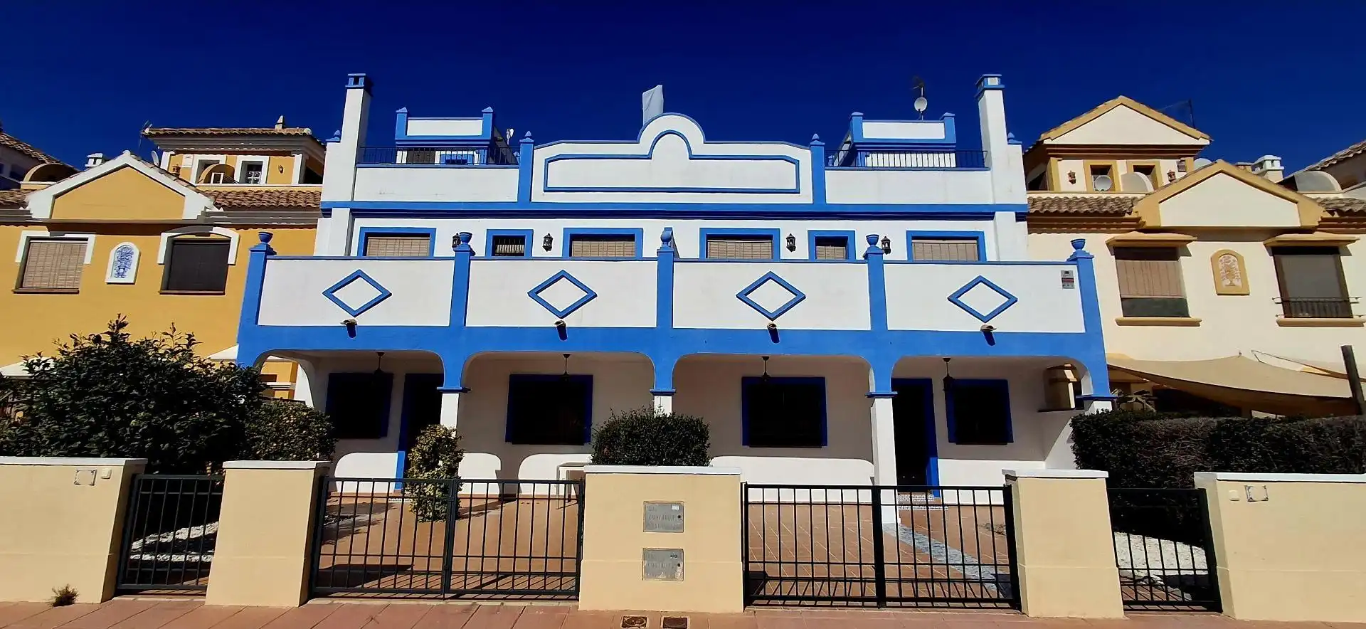 Casa con piscina in vendita a Roda