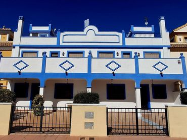 Casa con piscina in vendita a Roda