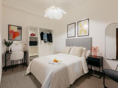 Bedroom of Apartment to share in  Valencia Capital