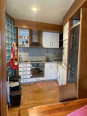 Piso en Alquiler en Rúa do Restollal en Castiñeiriño - Cruceiro de Sar