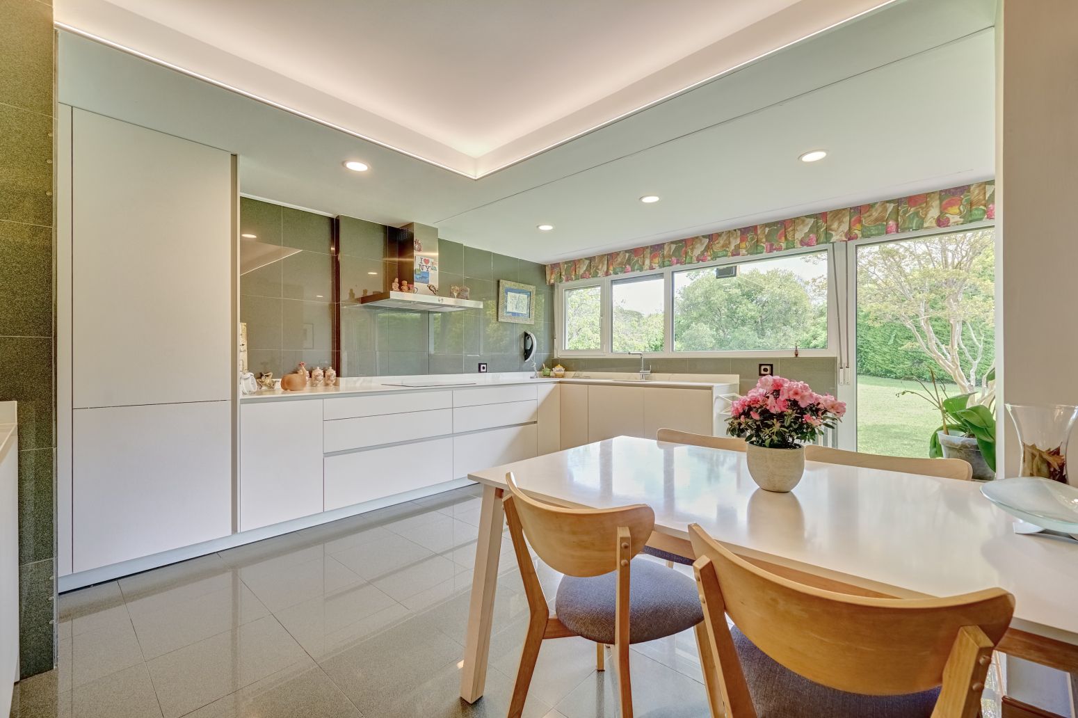 Kitchen of House or chalet for sale in Zizur Mayor / Zizur Nagusia  with Heating, Private garden and Parquet flooring