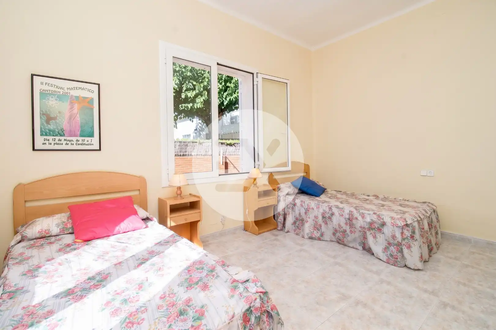 Dormitori de Casa o xalet en venda en Castelldefels amb Jardí privat i Terrassa