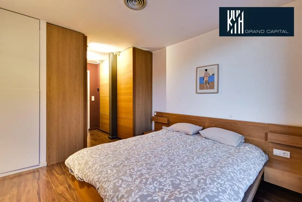 Detached house with pool for sale in Carrer Carrer Alexandria, imagen 50