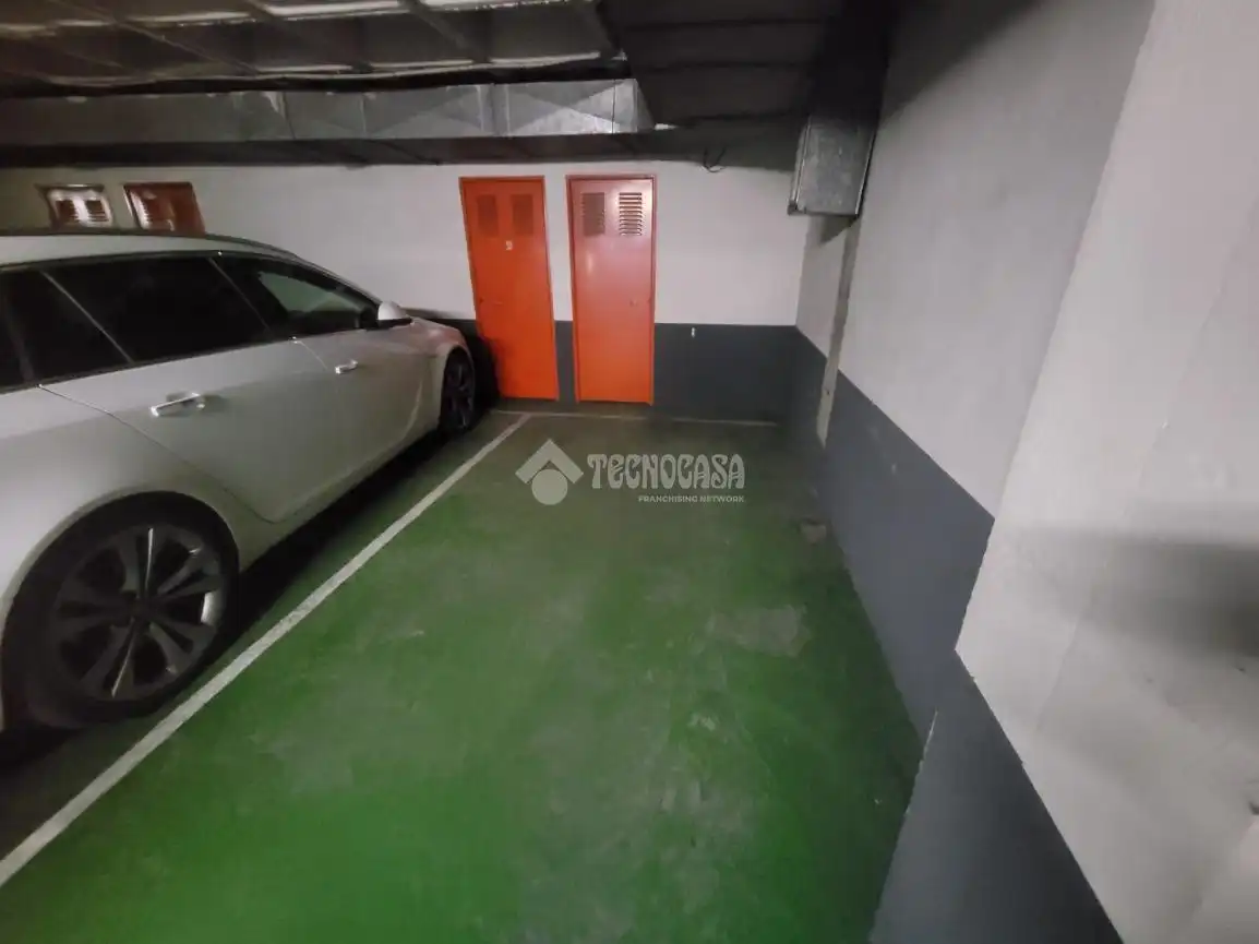 Parking de Piso en venta en Zaragoza