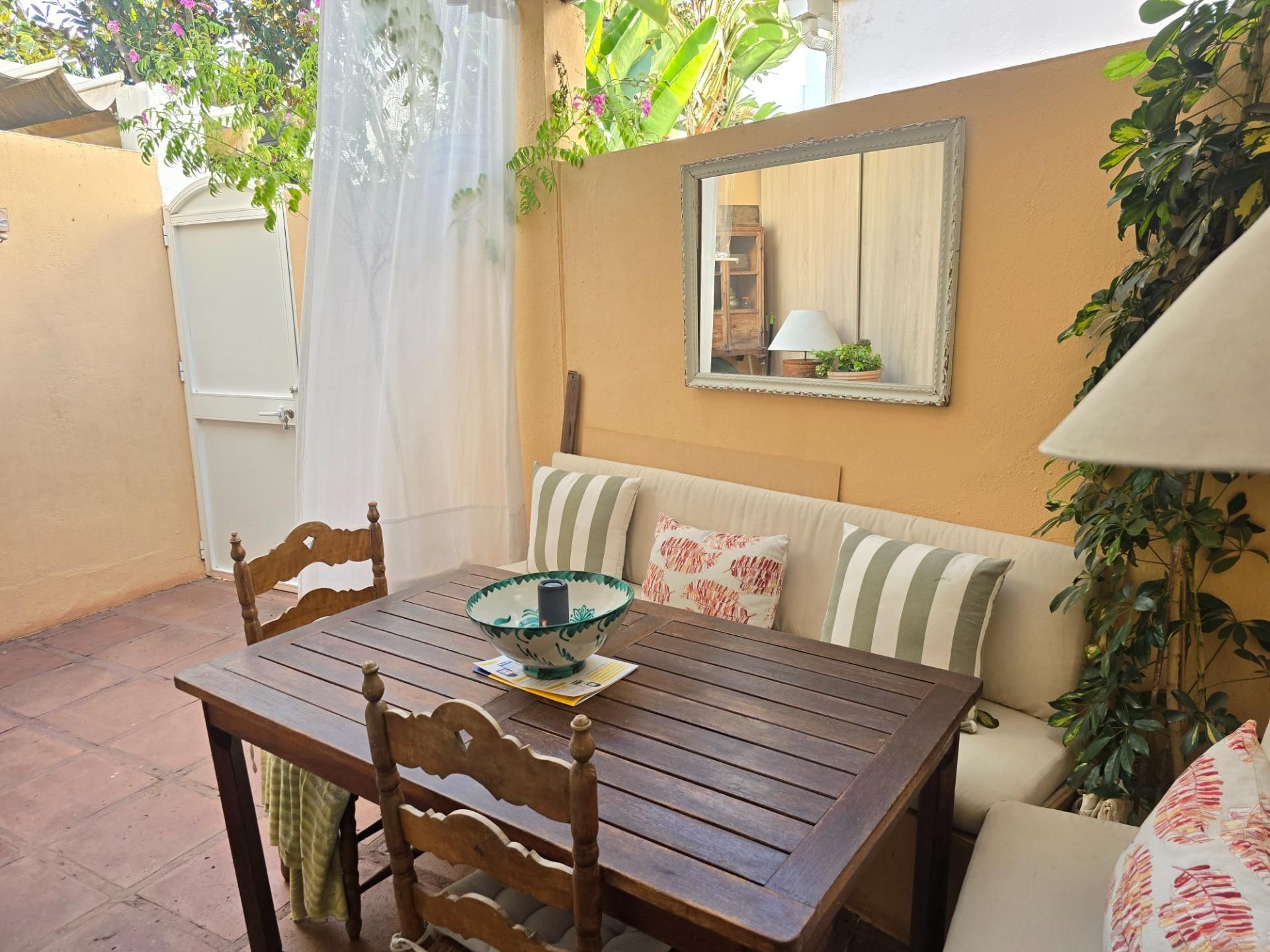 Jardí de Casa adosada en venda en Marbella amb Aire condicionat, Jardí privat i Terrassa