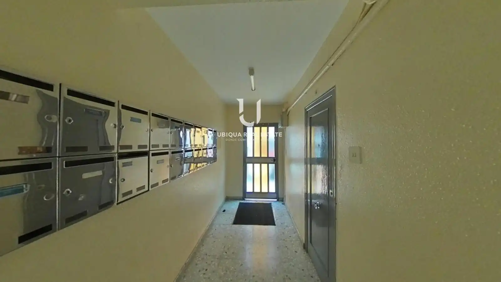Flat for sale in L'Hospitalet de Llobregat  with Parquet flooring and Oven