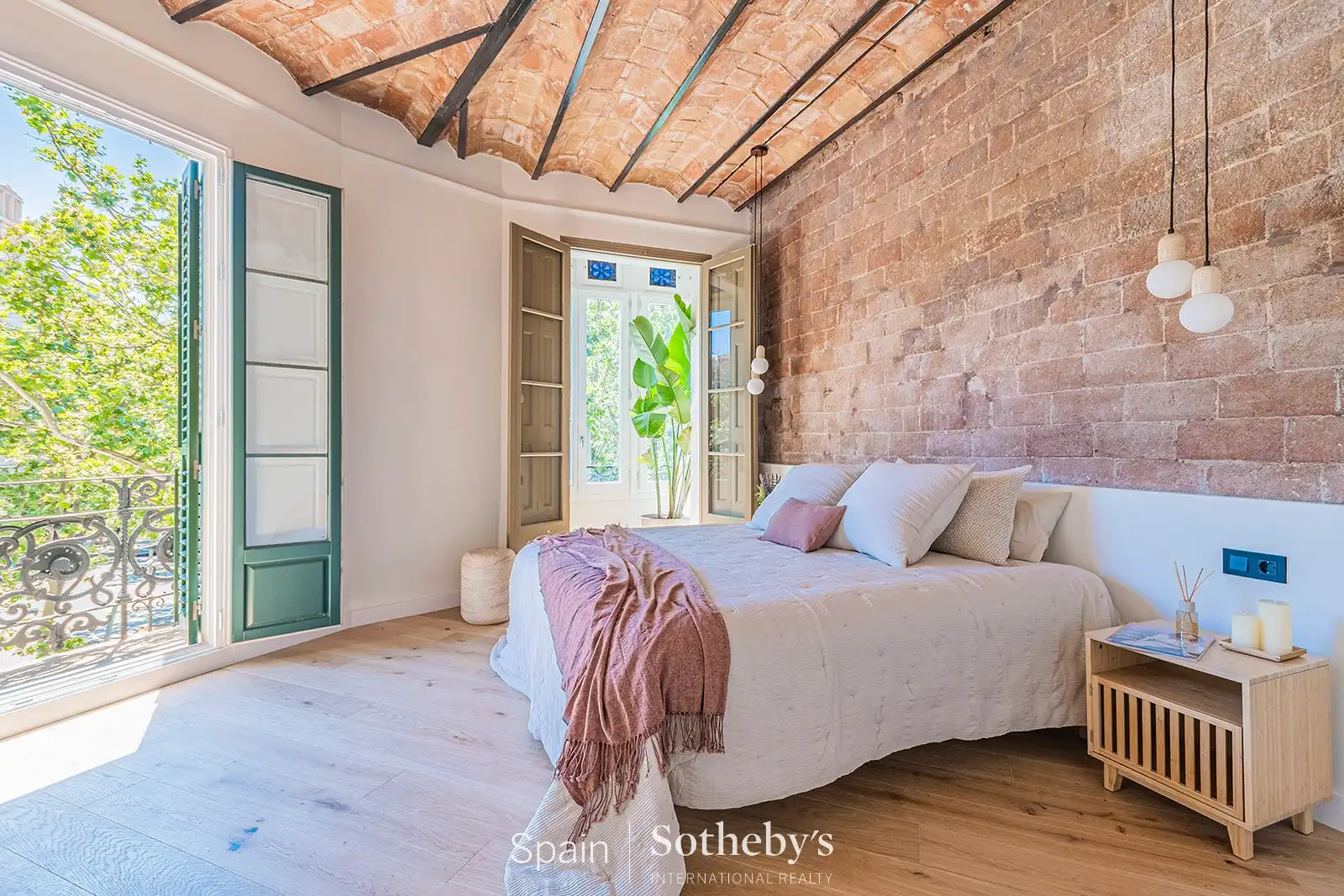 Apartament amb ascensor en venda a Gran Via de les Corts Catalanes, imagen 18