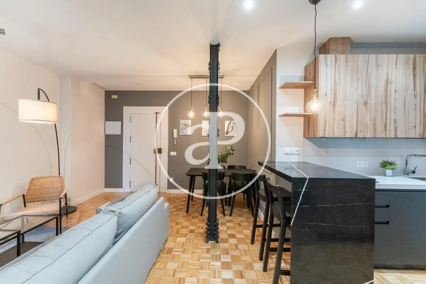 Vista exterior de Piso en venta en Madrid con Aire acondicionado, Calefacción y Amueblado