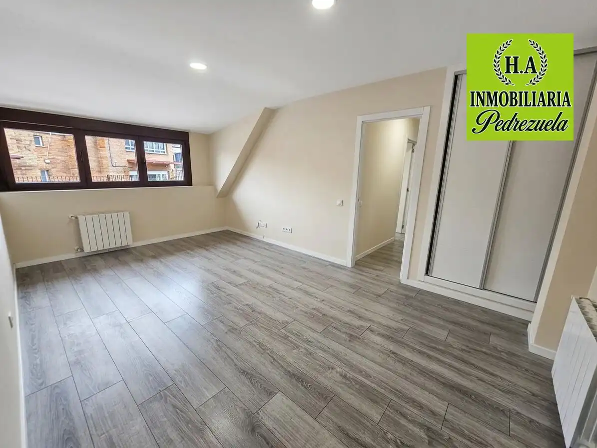 Flat for sale in Pedrezuela  with Heating