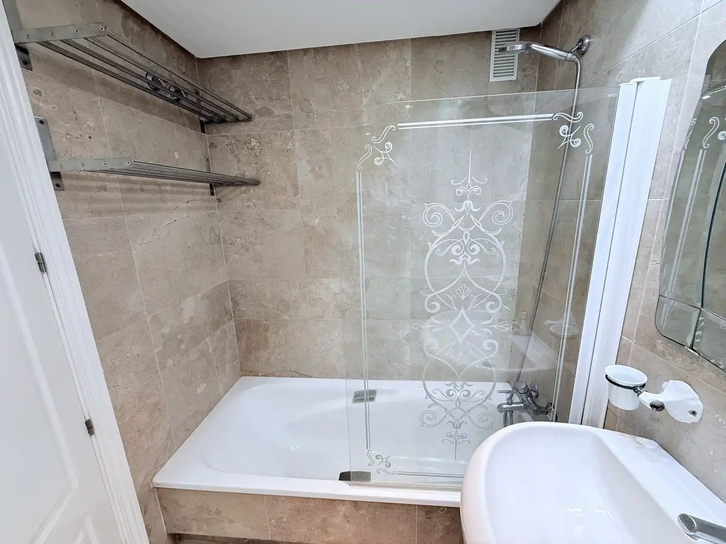 Piso con piscina en venta en Puerto de la Duquesa, imagen 15