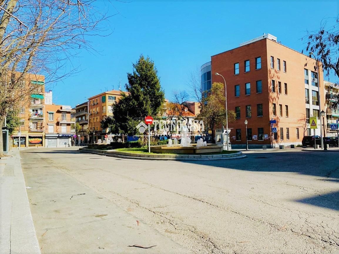 Vista exterior de Pis en venda en  Madrid Capital amb Aire condicionat