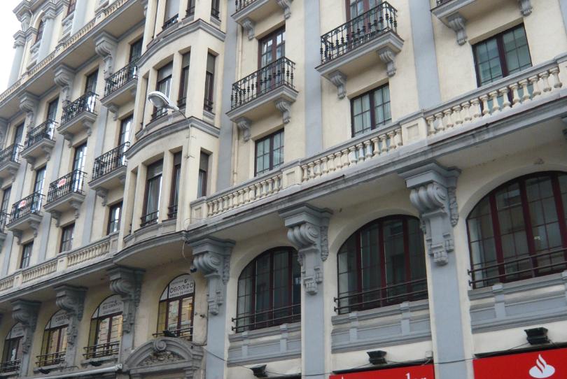 Photo 1 of Flat to rent in Avenida del Padre Isla, Centro Ciudad, León