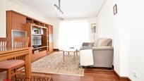 Living room of Flat for sale in Basauri   with Heating, Storage room and Balcony