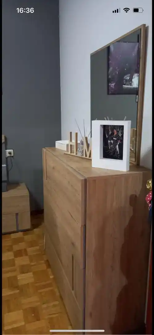 Habitación de Dúplex en venta en O Barco de Valdeorras   con Parquet, Trastero y Amueblado