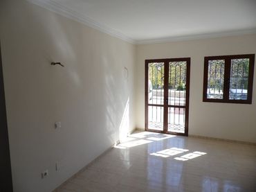Casa rustica con balcone in vendita a Algarrobo pueblo
