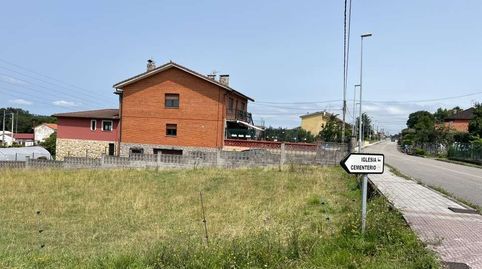 Finca edificable, Viella, Lugones.