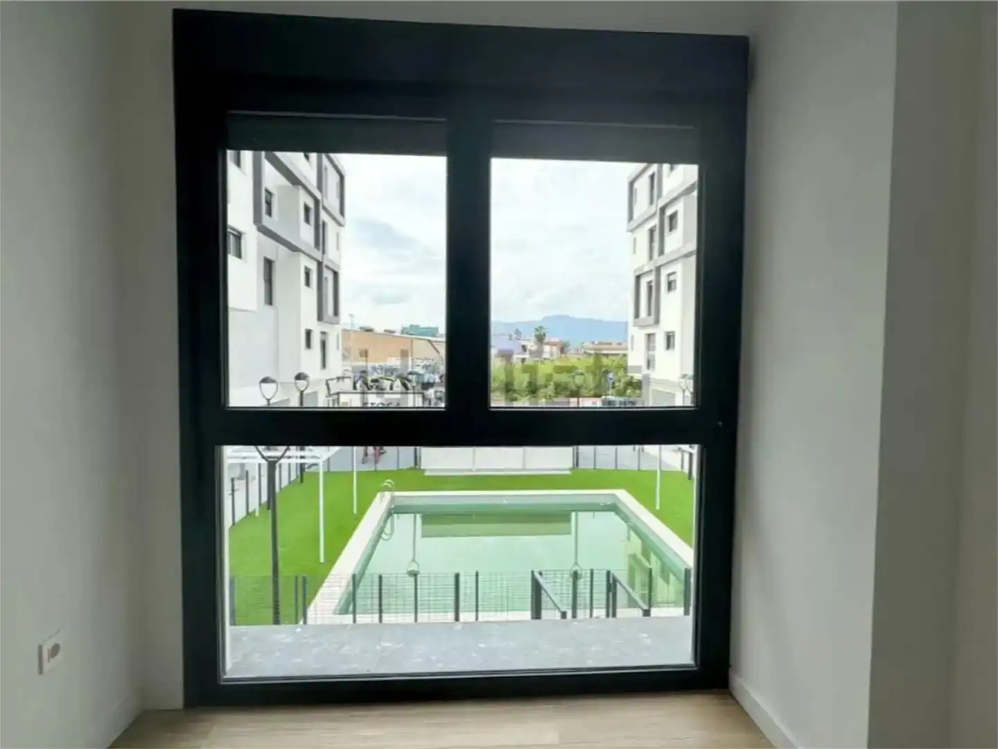 Piscina de Dúplex en venda en Murcia amb Aire condicionat, Jardí privat i Parquet