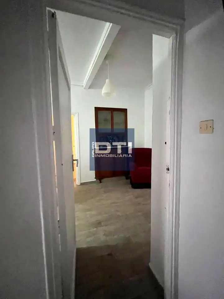 Casa con balcone in vendita a Calle Manuel León, imagen 4