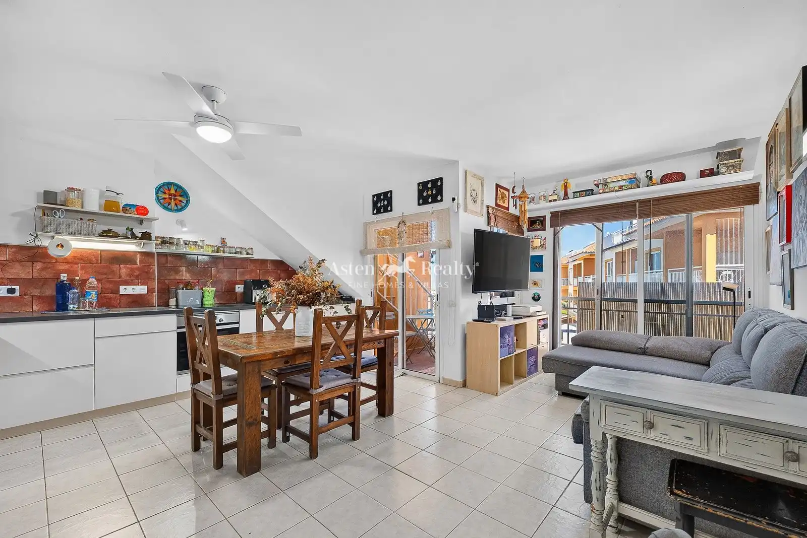 Living room of Attic for sale in Adeje  with Terrace, Swimming Pool and Furnished