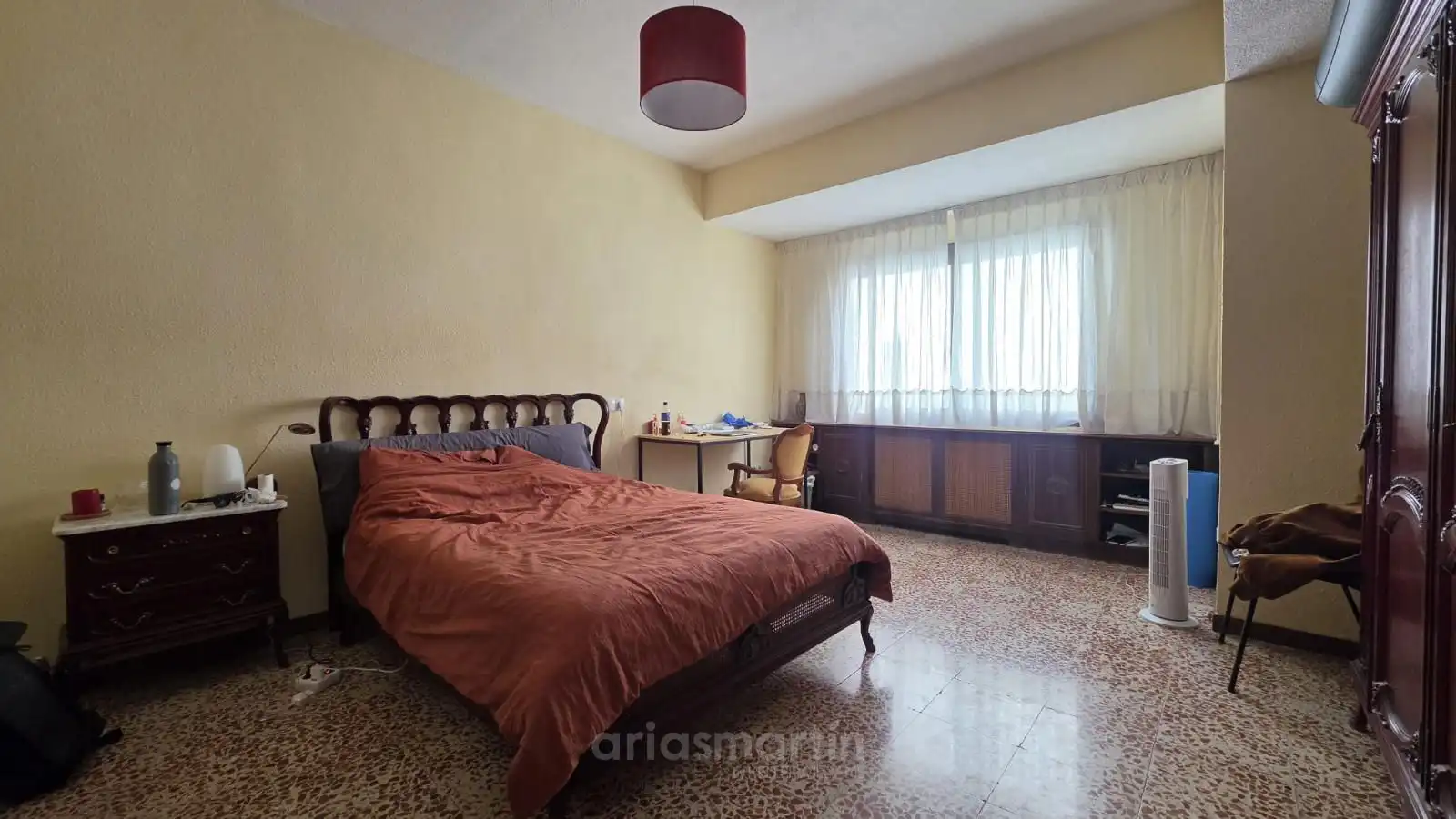Schlafzimmer von Wohnung zur untervermieten in Salamanca mit Heizung, Terrasse und Möbliert