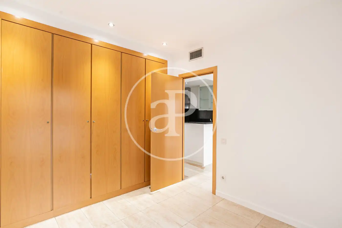 Habitación de Piso en venta en Barcelona con Aire acondicionado, Calefacción y Terraza