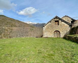 Außenansicht von Haus oder Chalet zum verkauf in Yésero