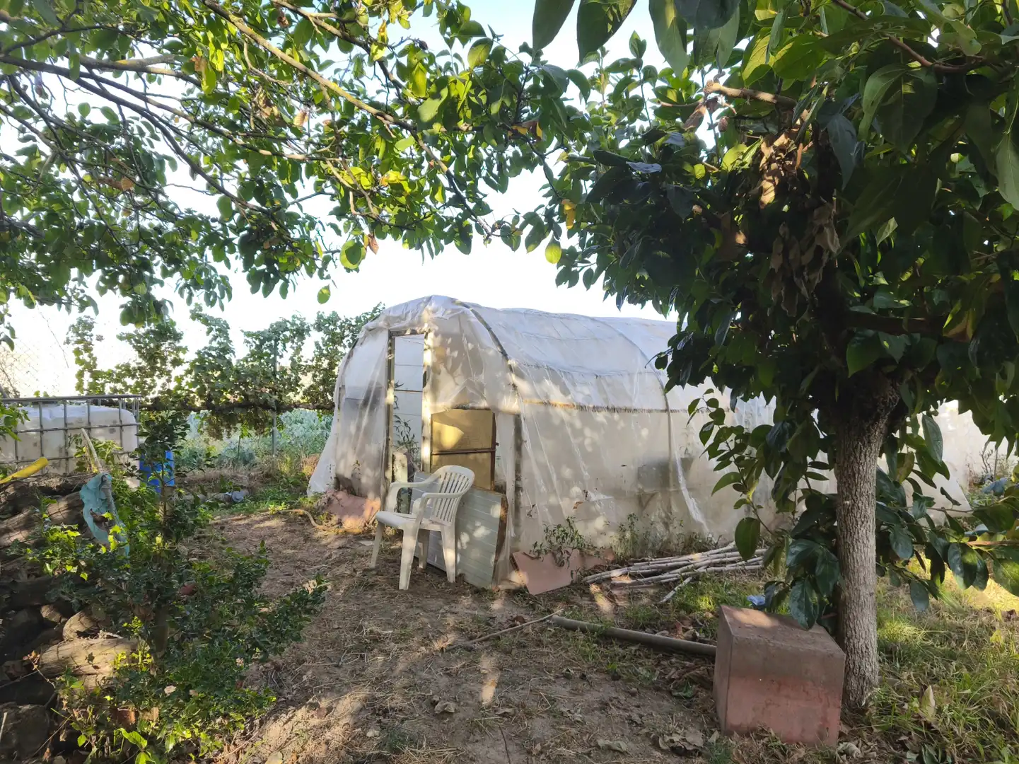 Garden of Land for sale in  Logroño