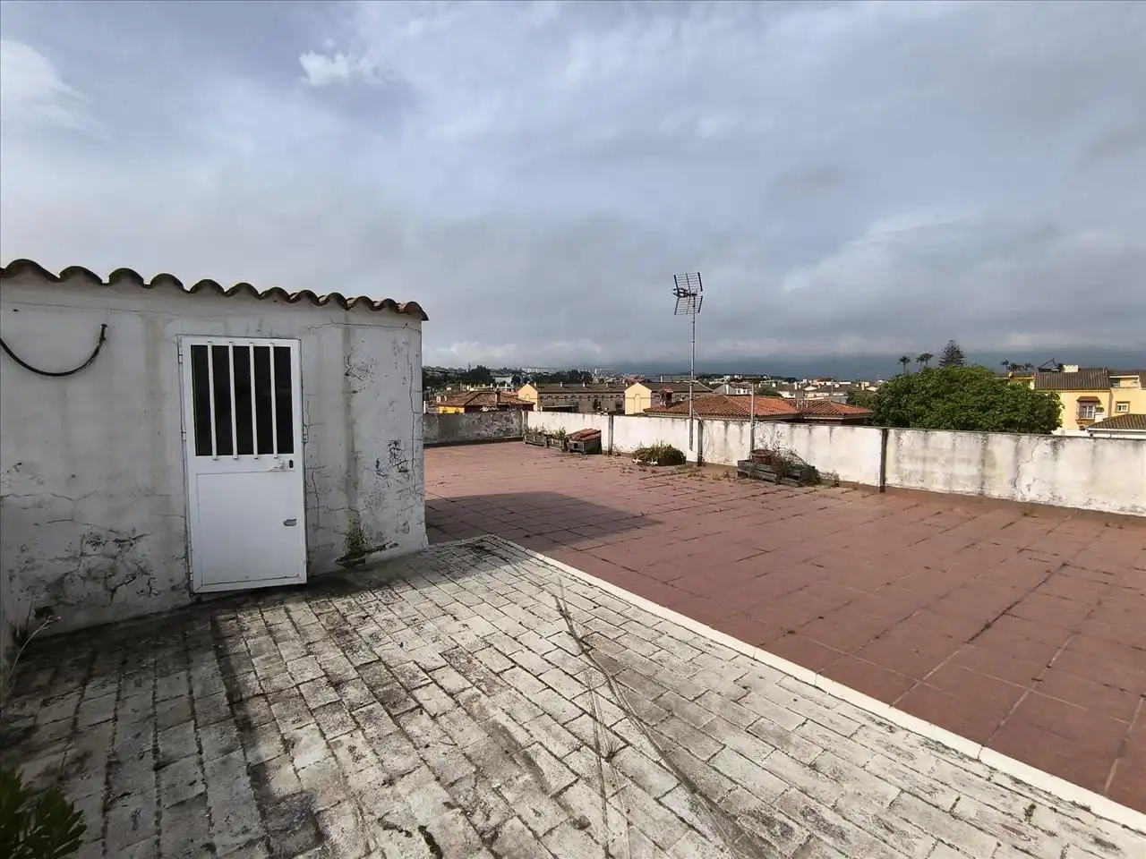 Terrassa de Casa adosada en venda en Algeciras amb Terrassa