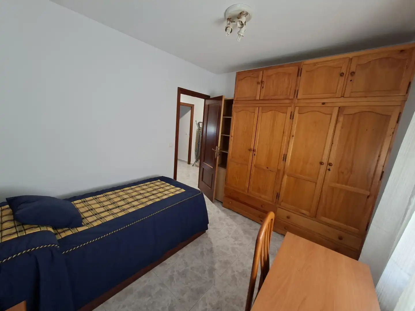 Habitación de Piso de alquiler en Plasencia con Aire acondicionado, Calefacción y Terraza