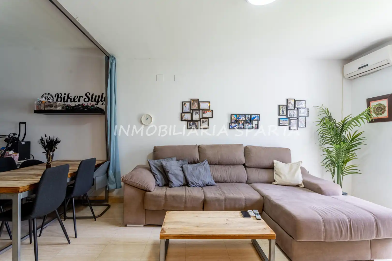 Living room of Detached homes for sale in Espartinas  with Air Conditioner and Heating