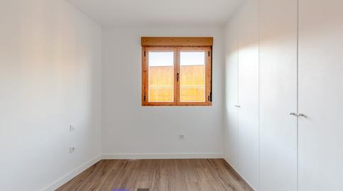 Foto 2 de Pis de lloguer a C. Carmen Descalzo, Venecia - Nueva Alcalá, Madrid