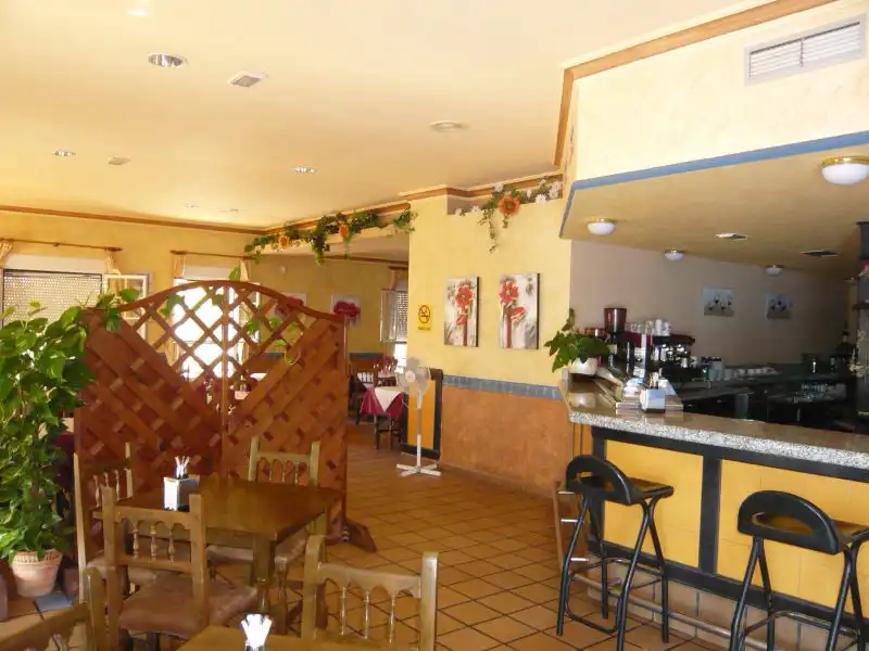 Edificio en venta en Robledo