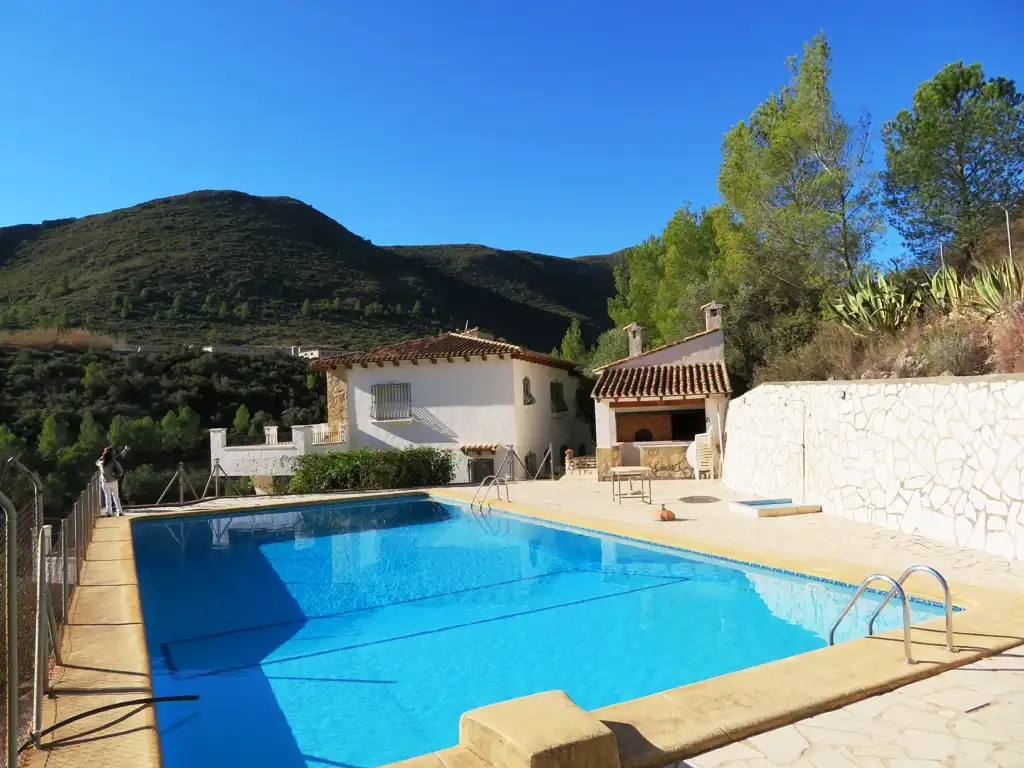 Piscina de Casa o xalet en venda en L'Atzúbia amb Jardí privat, Terrassa i Traster