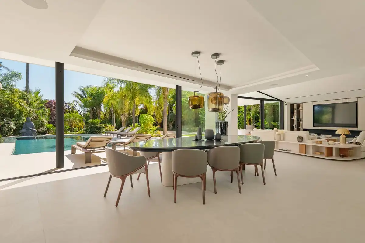 Detached house with pool for sale in Río Real - Los Monteros, imagen 6